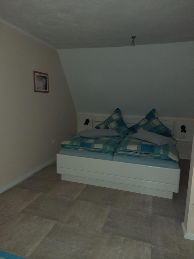 Ferienwohnung Pham Hage Buitenkant foto