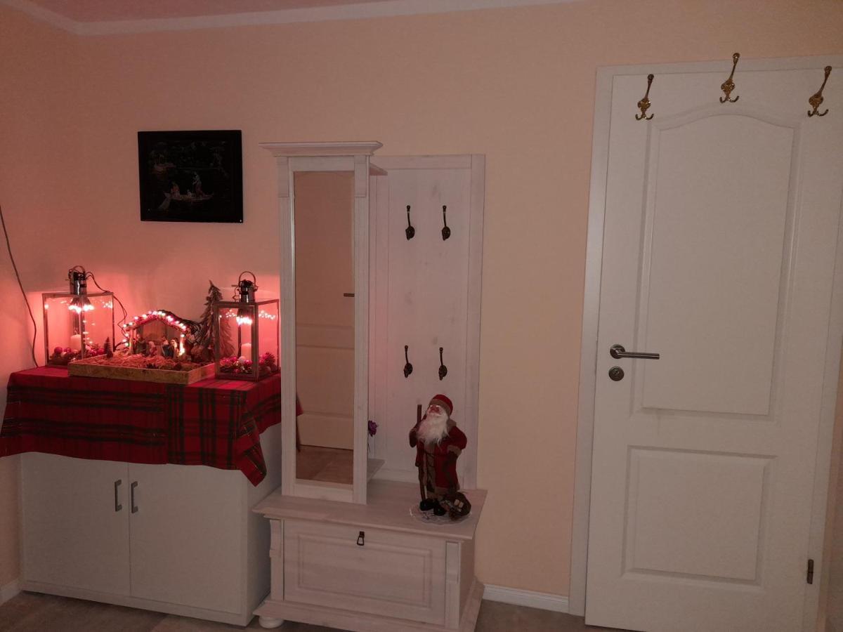 Ferienwohnung Pham Hage Buitenkant foto